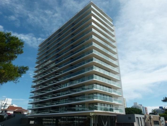Edificio Chronos Apartment Пунта дел Есте Екстериор снимка